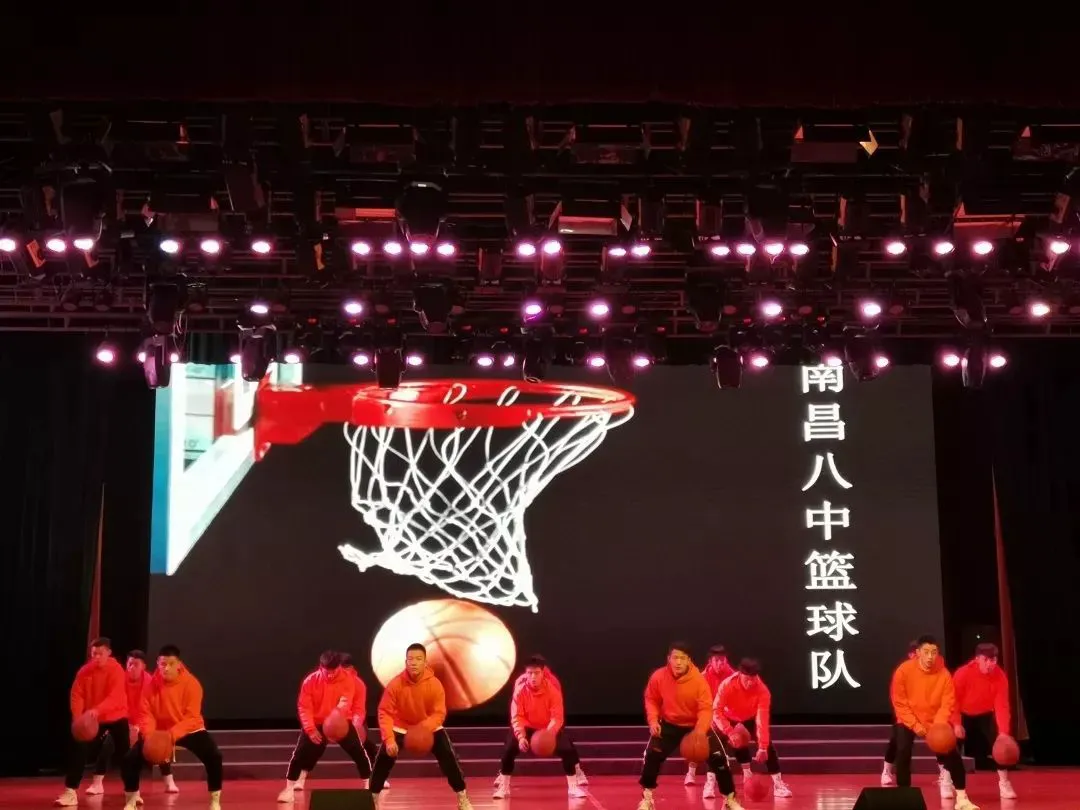 刻苦训练篮球时如何避免受伤的建议_1